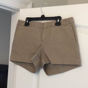 Banana Republic Ryan Fit Khaki Shorts Size 4